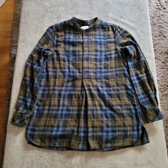 Aritzia Golden by TNA oversized plaid flannel shirt size small - Picture 3 of 13